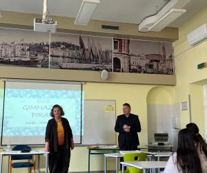 Prva ravnateljica šole gospa Vojka Štular na obisku